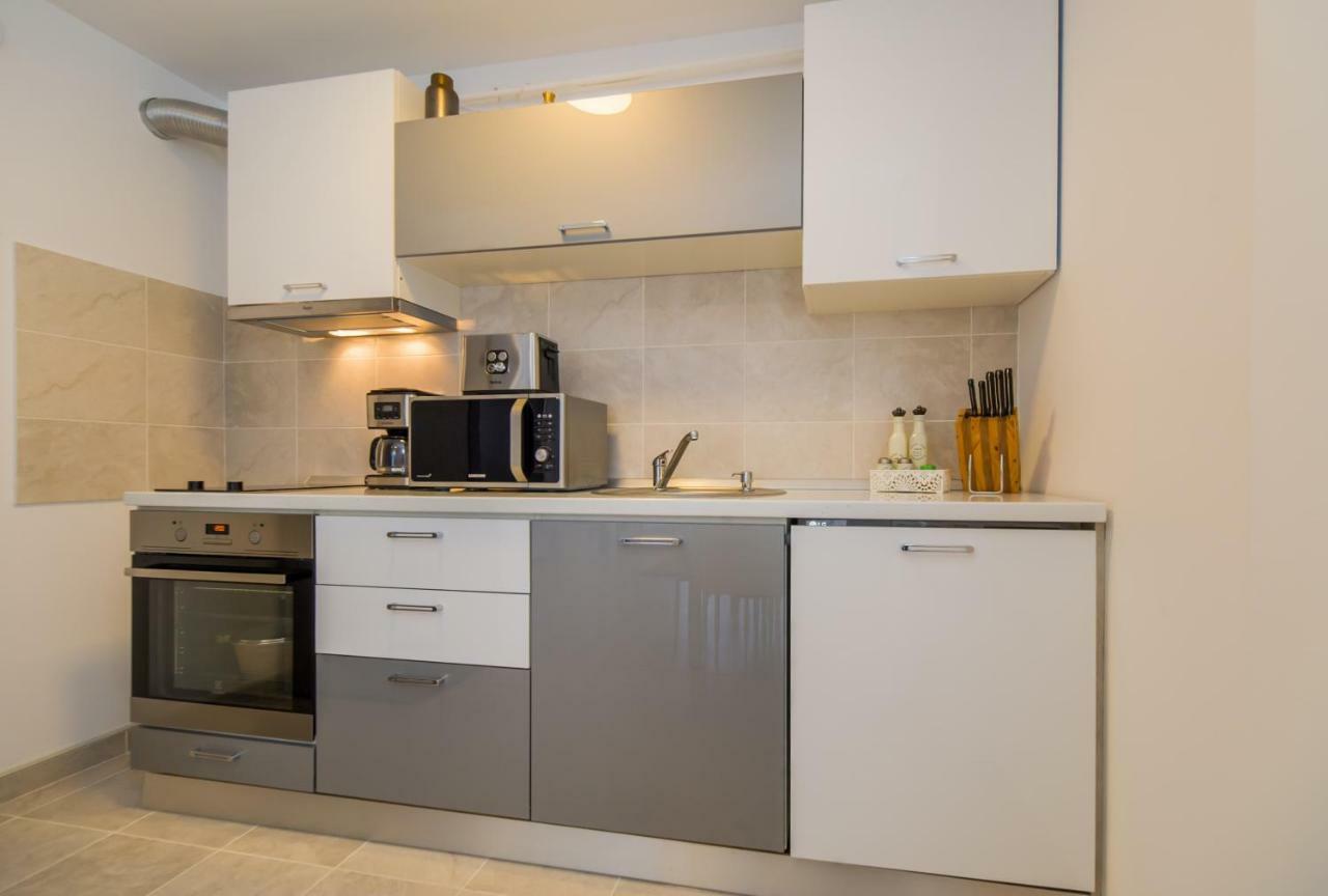 Harmony Apartment Σινάια Εξωτερικό φωτογραφία
